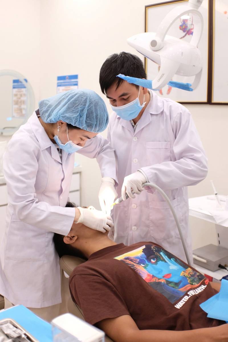 An tâm niềng răng tại Nha khoa VVS