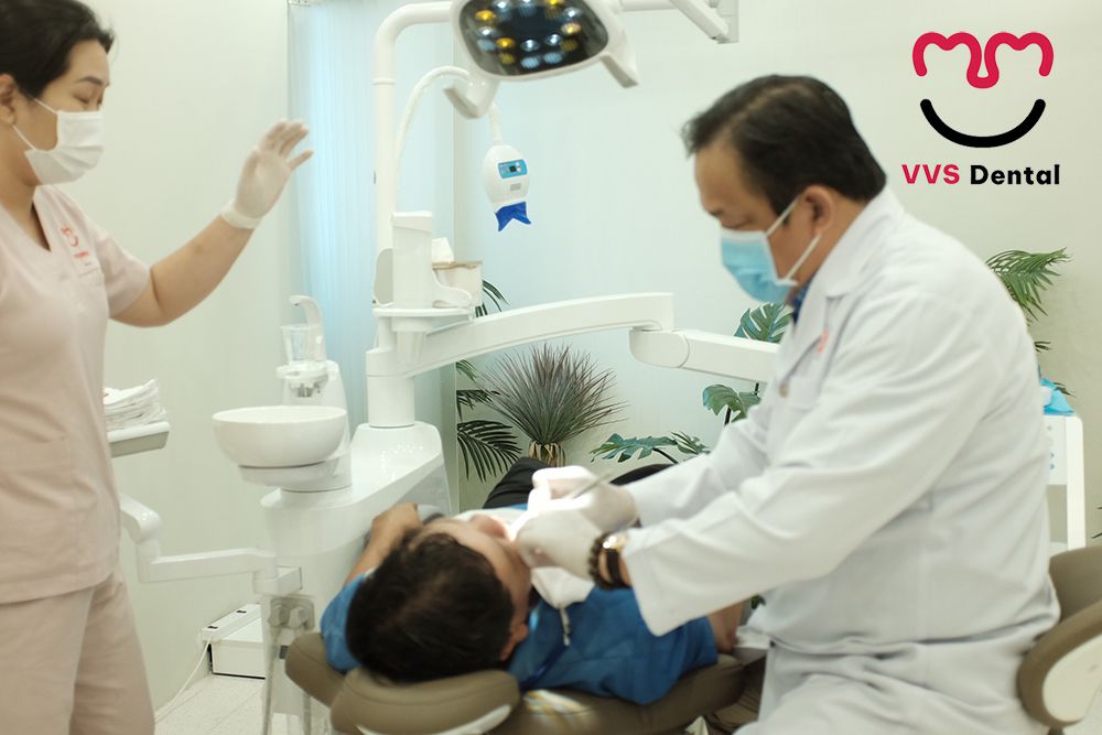 bọc răng sứ tại Quận 10
