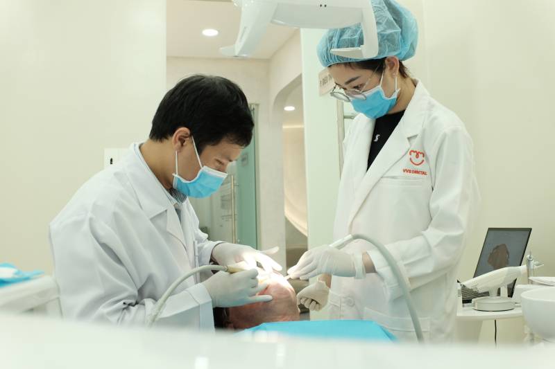 dịch vụ bọc răng sứ tại Nha Khoa VVS