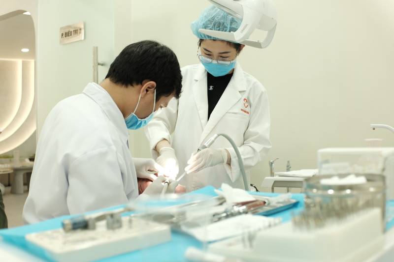 dịch vụ cấy ghép Implant tại Nha Khoa VVS