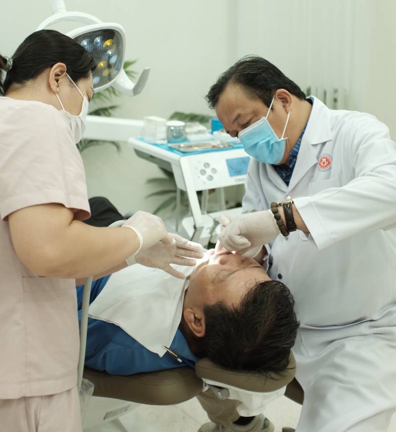 hàm răng giả tháo lắp tại Nha Khoa VVS