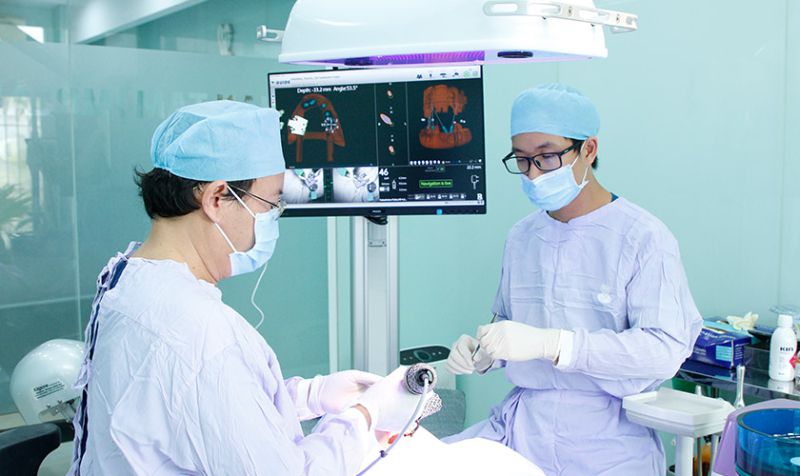 trồng răng Implant ở đâu tốt TPHCM